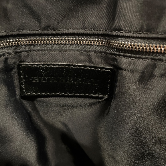 Burberry Victoria Nova Check Bag - Picture 3 of 7